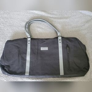 Elegant Black and Gray Men's Duffel Bag